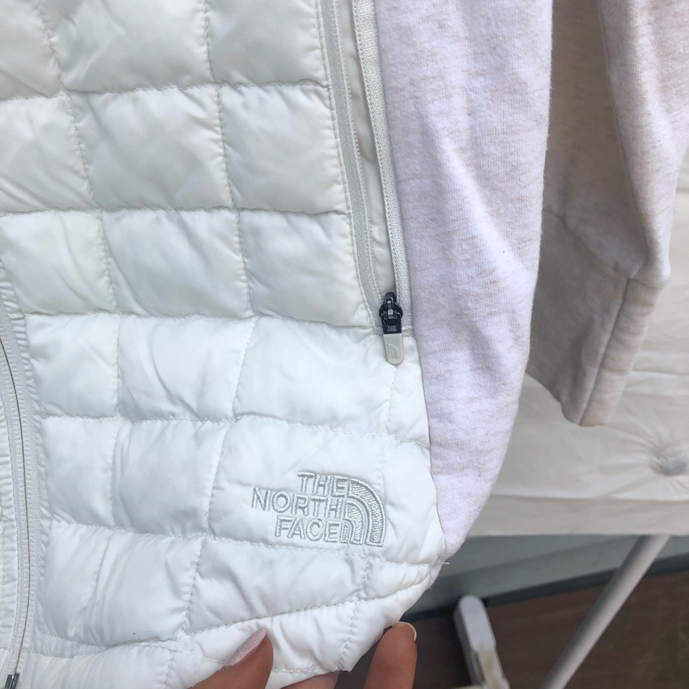 North Face Jacket - Picture 4 of 5